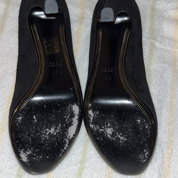 Authentic Gucci Black suede Stilettos - Picture 6 of 8